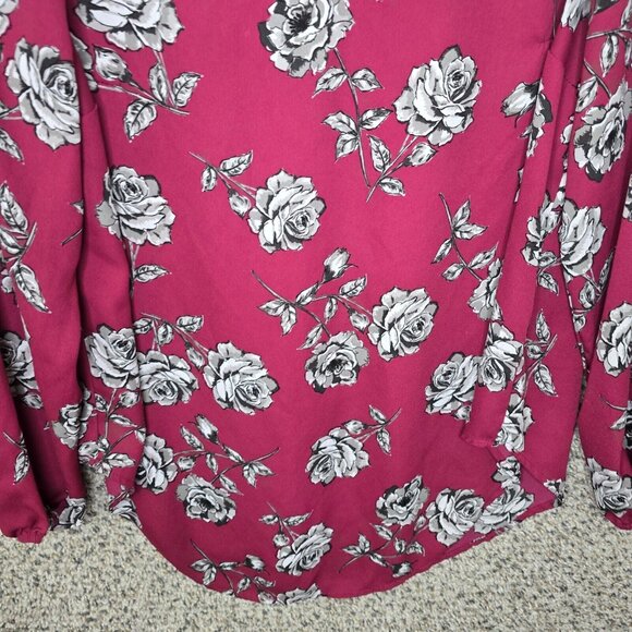 Torrid Top Womens 00 US 10 Burgundy Floral Print Semi Sheer Keyhole‎ Neck Blouse - Picture 4 of 7